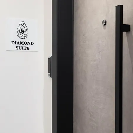 Ly Diamond ,city Center *