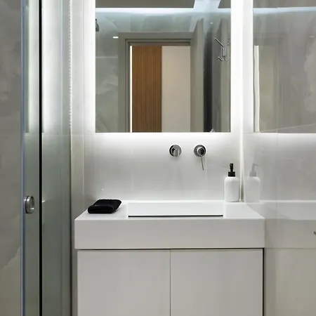 Ly Diamond ,city Center *